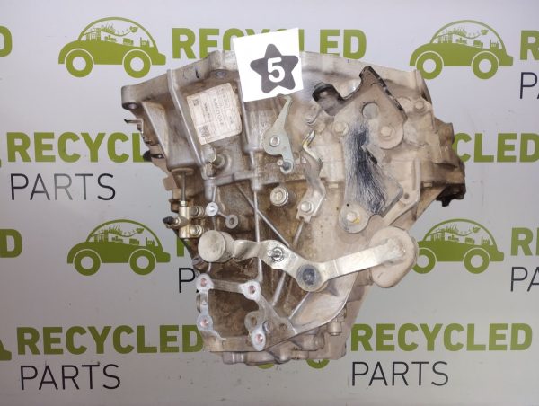 Caja De Velocidades Toyota Etios 1.5 16v (04967337)