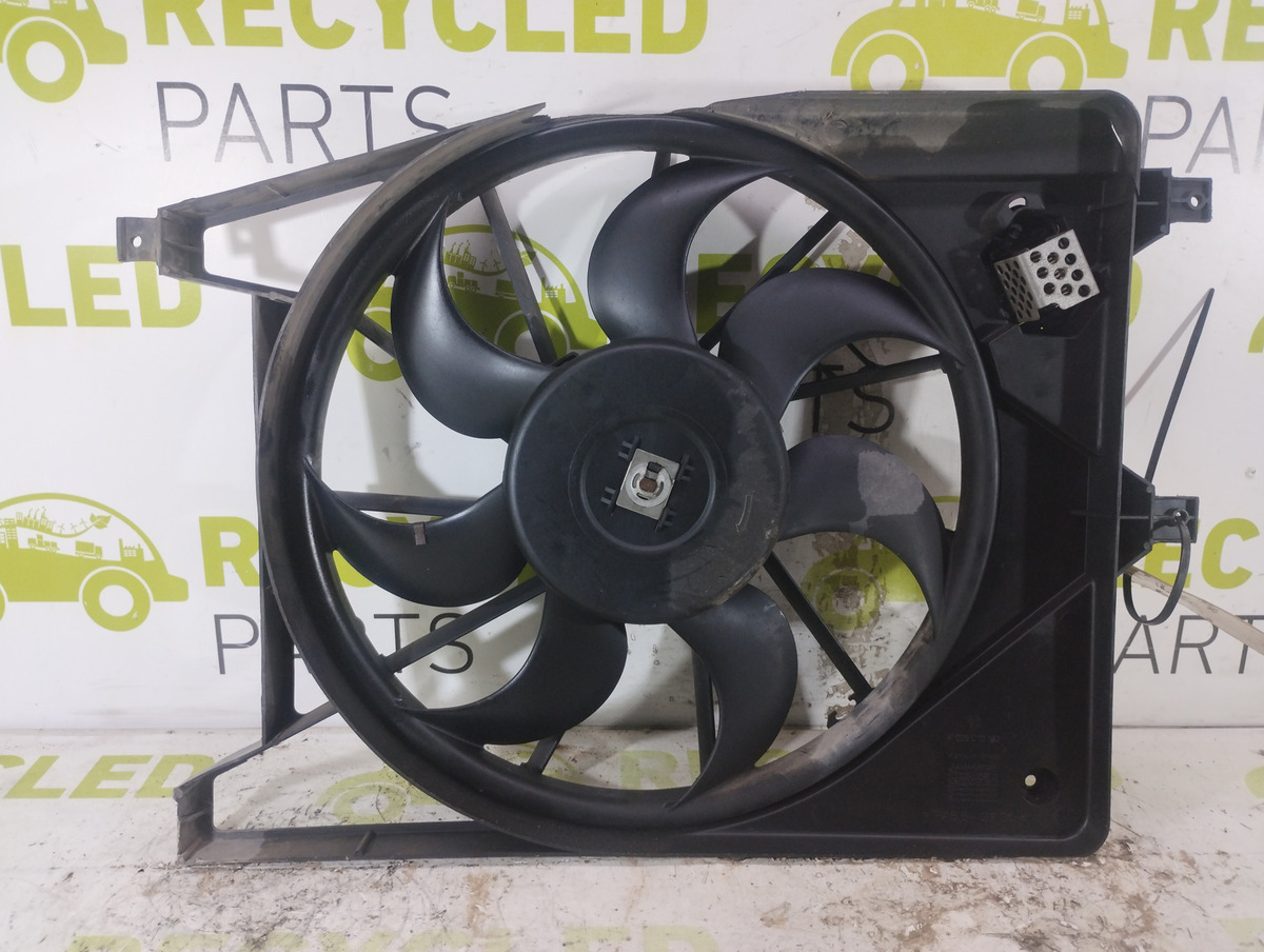 Electroventilador Renault Sandero 1.6 (06263179)