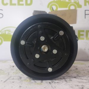 Compresor De A/a Toyota Hilux 2.4 (06147182)