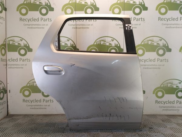 Puerta Trasera Derecha Chevrolet Spin (05396278)