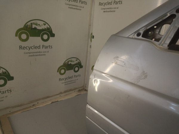 Puerta Delantera Izquierda Ford Escort (04046520)
