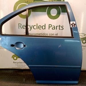 Puerta Trasera Derecha Vw Bora (04531159)