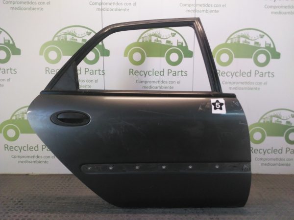 Puerta Trasera Derecha Renault Laguna Lv (04377773)