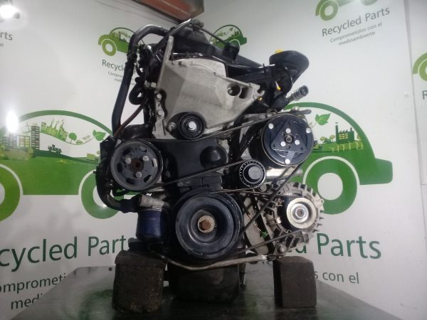 Motor Renault Clio 1.2 16v (03160713)