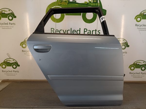 Puerta Trasera Derecha Audi A3 2da (04464406) Lp