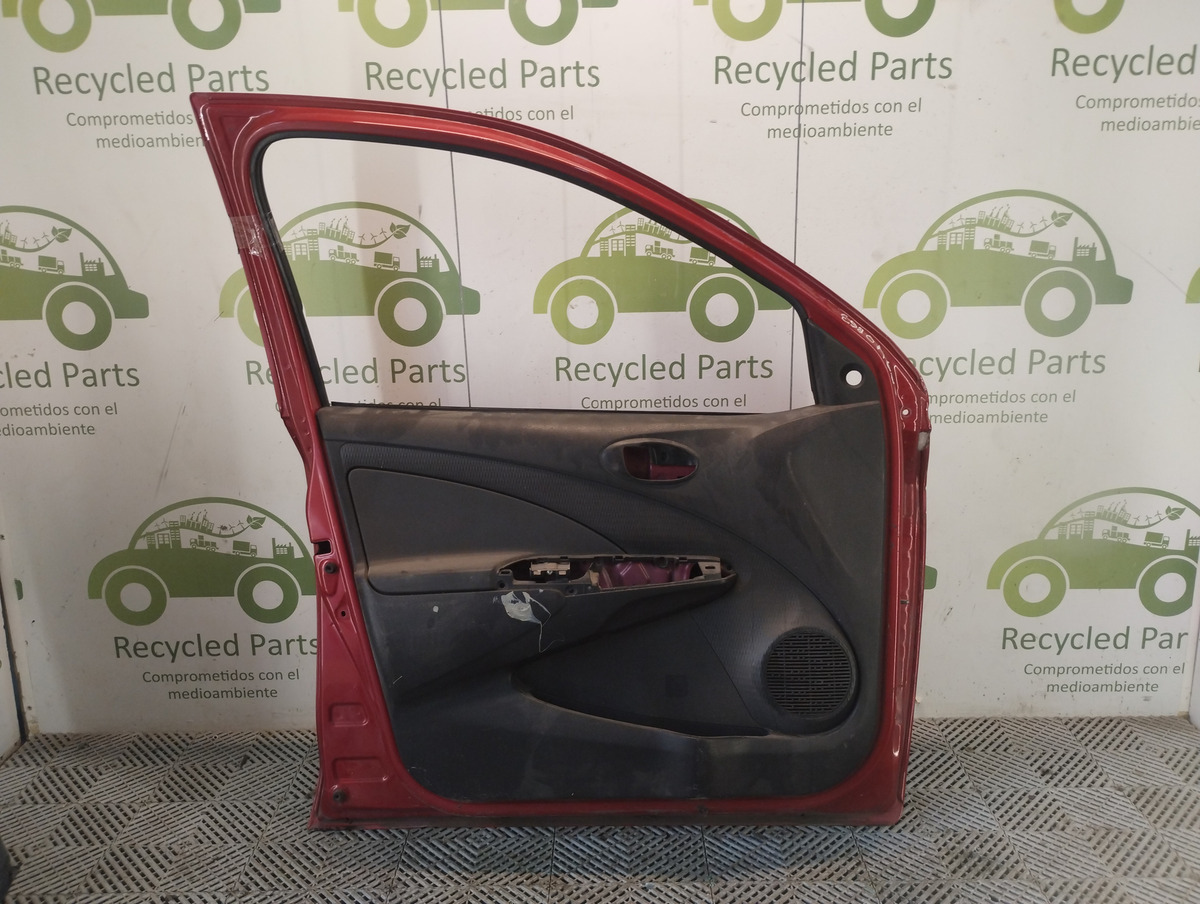 Puerta Delantera Izquierda Toyota Etios (05940863)