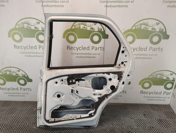 Puerta Trasera Derecha Fiat Palio F2 (06153503)