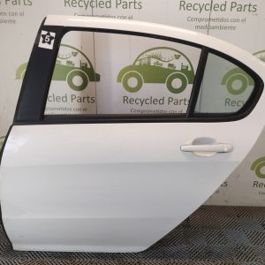 Puerta Trasera Izquierda Peugeot 408 (05918001)
