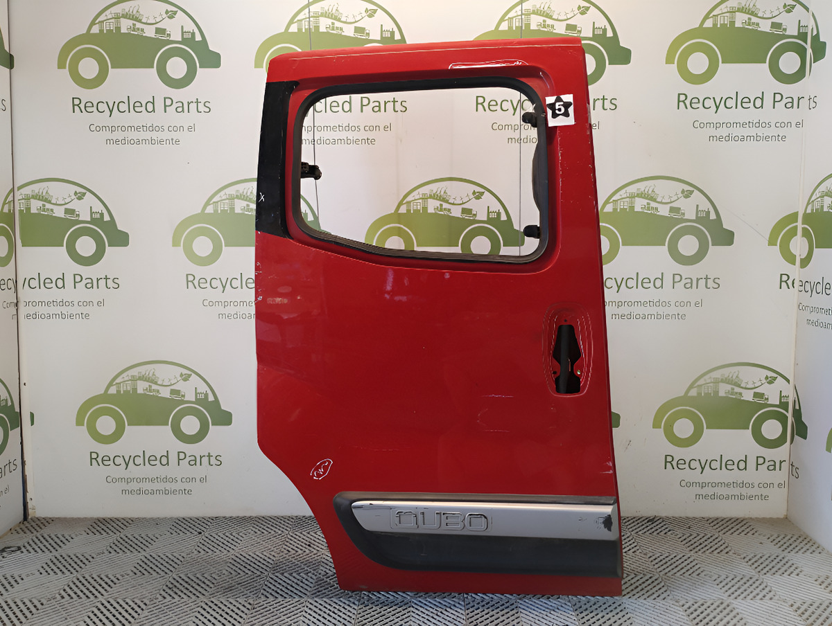Puerta Trasera Derecha Fiat Qubo (05211513)