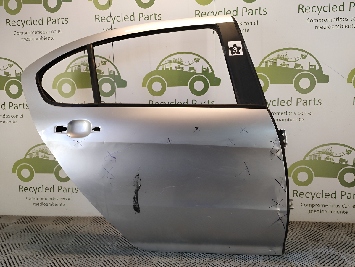 Puerta Trasera Derecha Peugeot 408 (05107846)