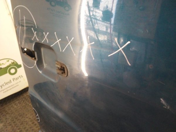 Puerta Delantera Derecha Mercedes Benz V230 (04265959)