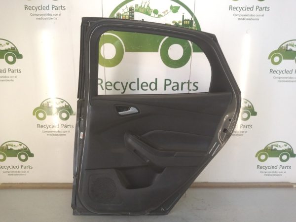Puerta Trasera Derecha Ford Focus 3 (04076043)