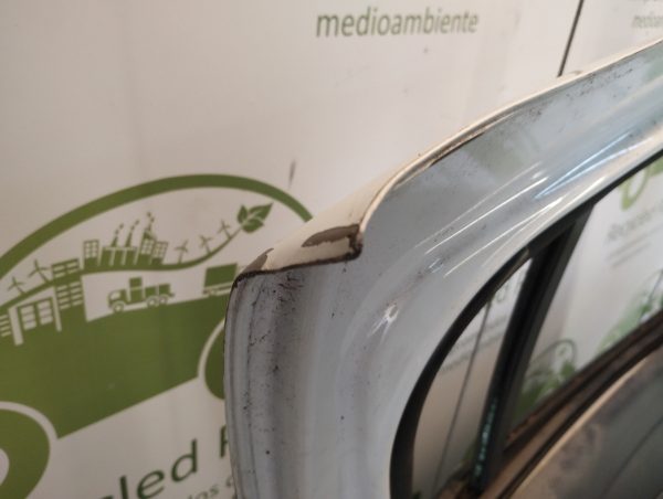 Puerta Trasera Izquierda Renault Sandero Ln (05307606)