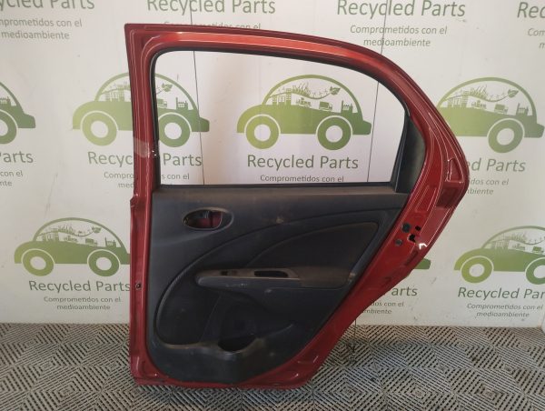 Puerta Trasera Derecha Toyota Etios 4p (06530168)