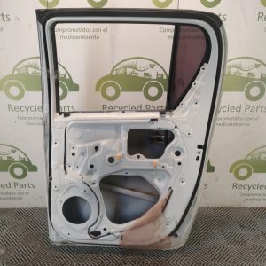 Puerta Trasera Derecha Toyota Hilux Ln (05948620)
