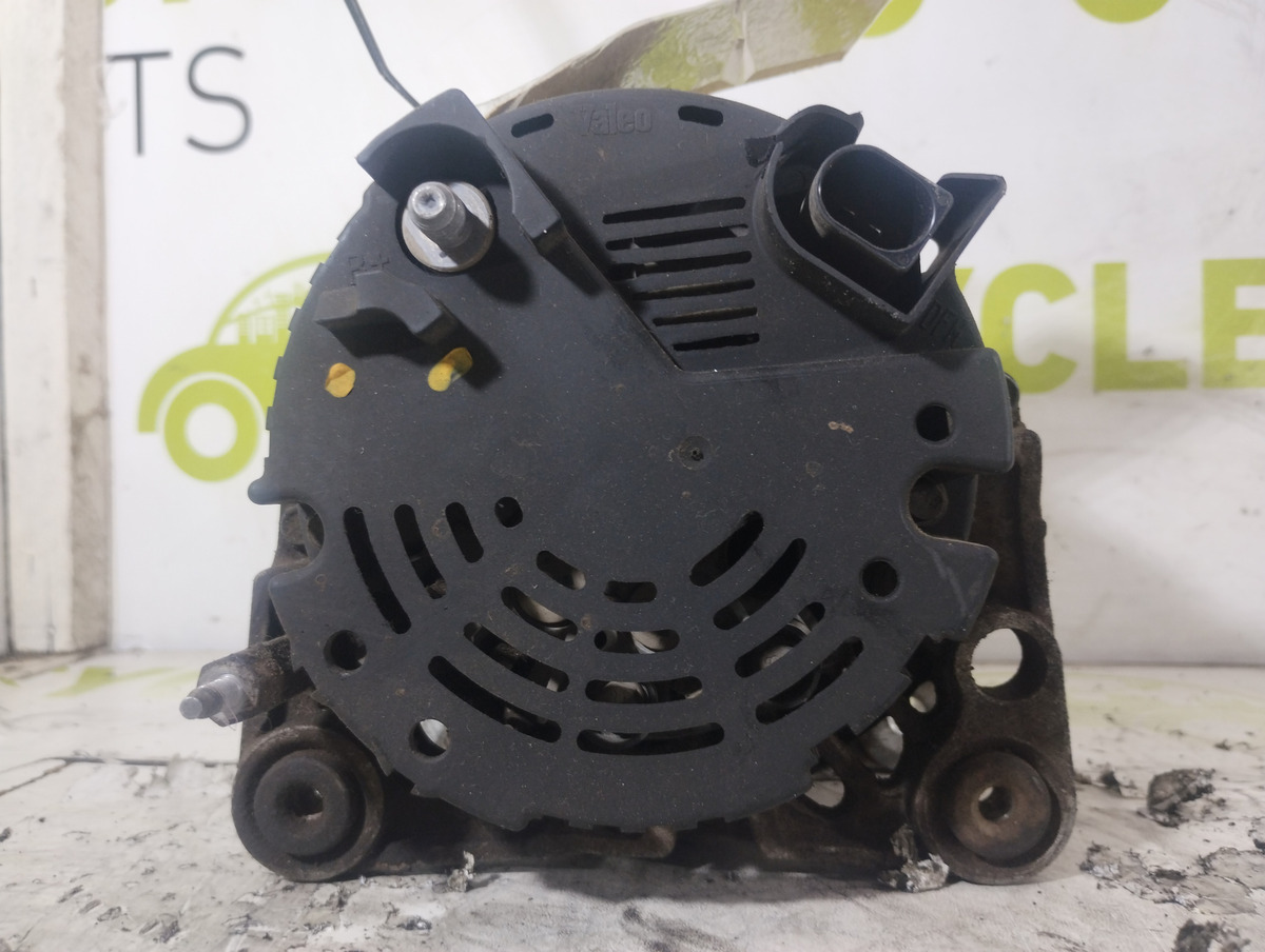 Alternador Vw Voyage 1.6 (06983890)
