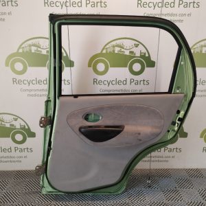 Puerta Trasera Derecha Chery Qq Lv (04962958)
