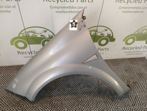 Guardabarro Izquierdo Renault Megane 2 (05460589)