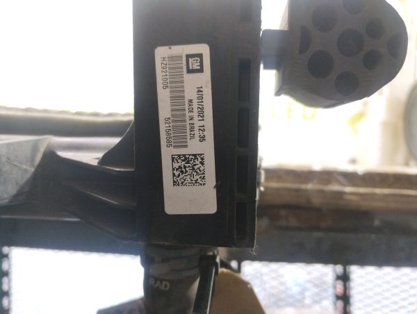 Radiador De Agua Chevrolet Onix 1.4 (05585842)
