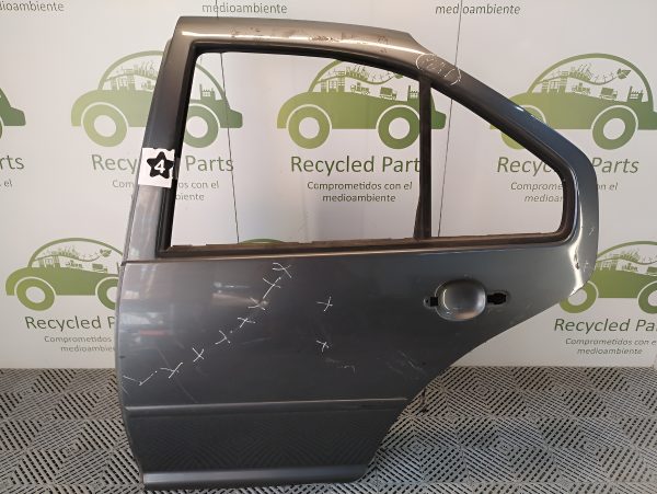 Puerta Trasera Izquierda Vw Bora (03340797)