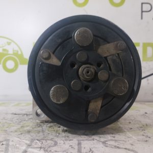 Compresor De A/a Vw Bora 1.8 (05913484)