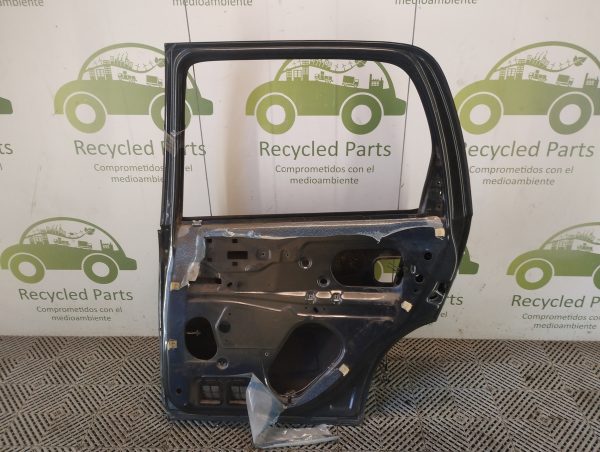 Puerta Trasera Derecha Chevrolet Corsa (06179327)