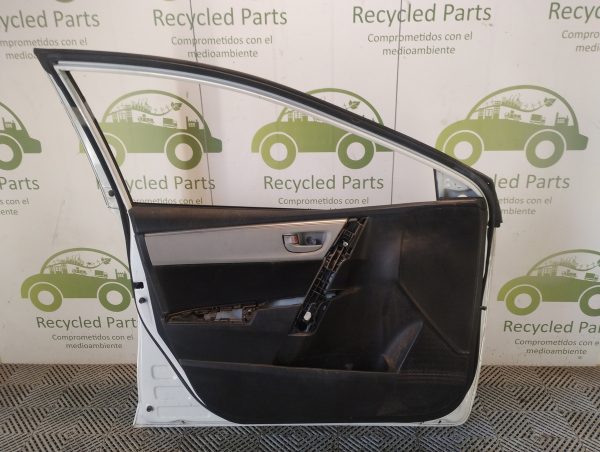 Puerta Delantera Izquierda Toyota Corolla G11 (05960616)