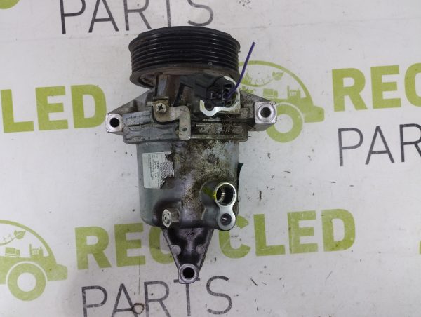 Compresor De A/a Nissan Versa 1.6 (05688680)
