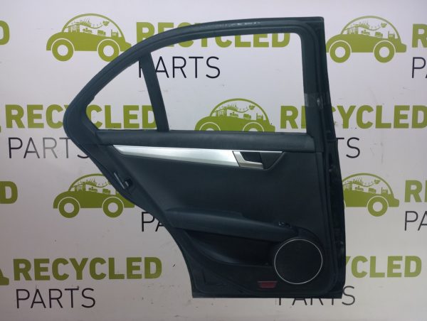 Puerta Trasera Izquierda Mercedes Benz C200 (05294271) Lp*