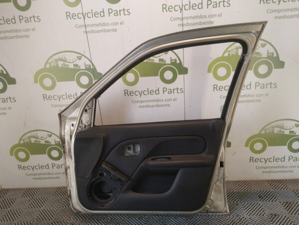Puerta Delantera Derecha Renault Clio Mio (06024404)