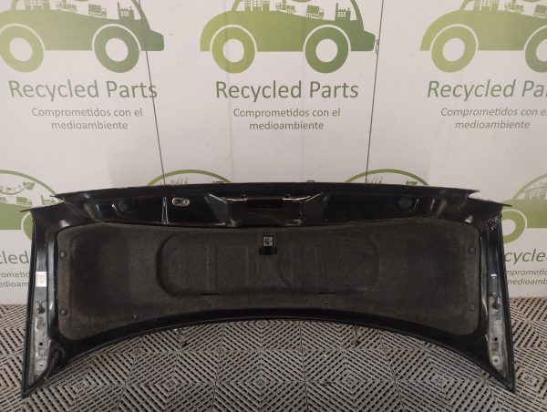 Tapa De Baul Bmw 325 (01882213)