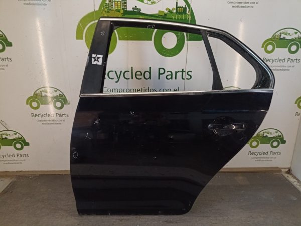 Puerta Trasera Izquierda Vw Vento Lv (04404960)