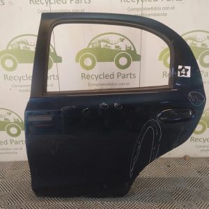 Puerta Trasera Izquierda Toyota Etios 5p (04958317)