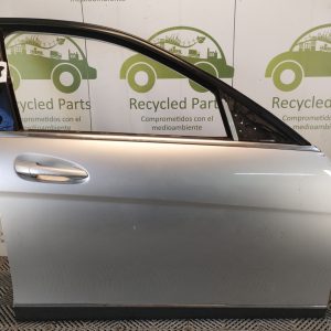 Puerta Delantera Derecha Mercedes Benz C200 (05486586)