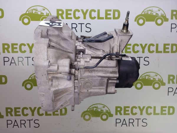 Caja De Velocidades Nissan Kicks 1.6 16v (06358933)
