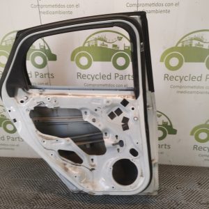 Puerta Trasera Izquierda Ford Focus 3 (05447950)