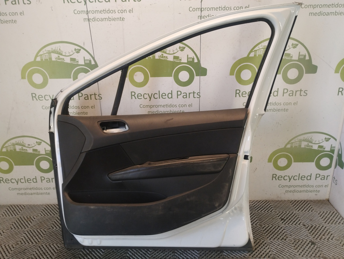 Puerta Delantera Derecha Peugeot 408 (06536646)