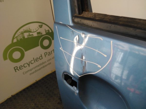 Puerta Delantera Derecha Vw Bora (04531156)
