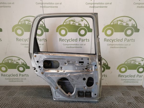 Puerta Trasera Izquierda Chevrolet Corsa (06105819)