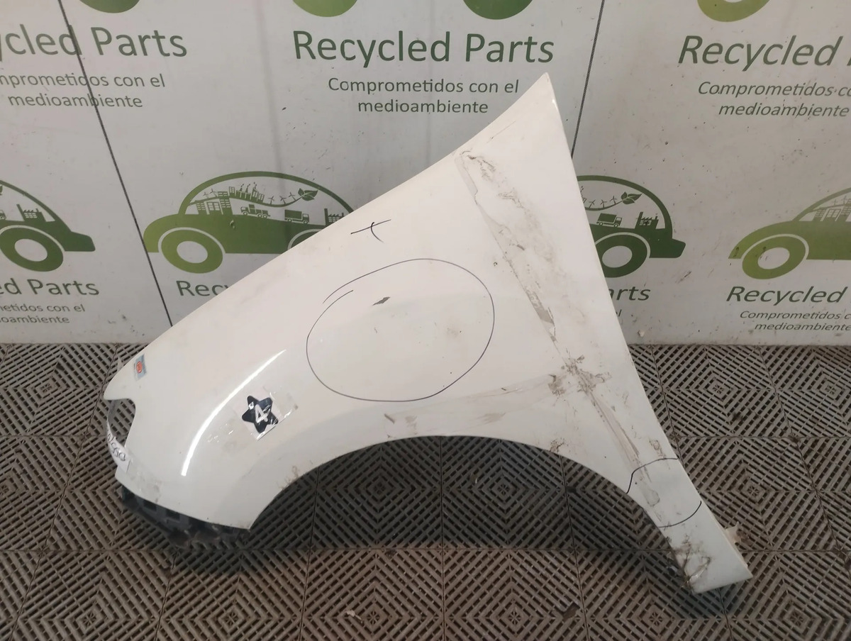 Guardabarro Izquierdo Renault Logan Ln (05576799)