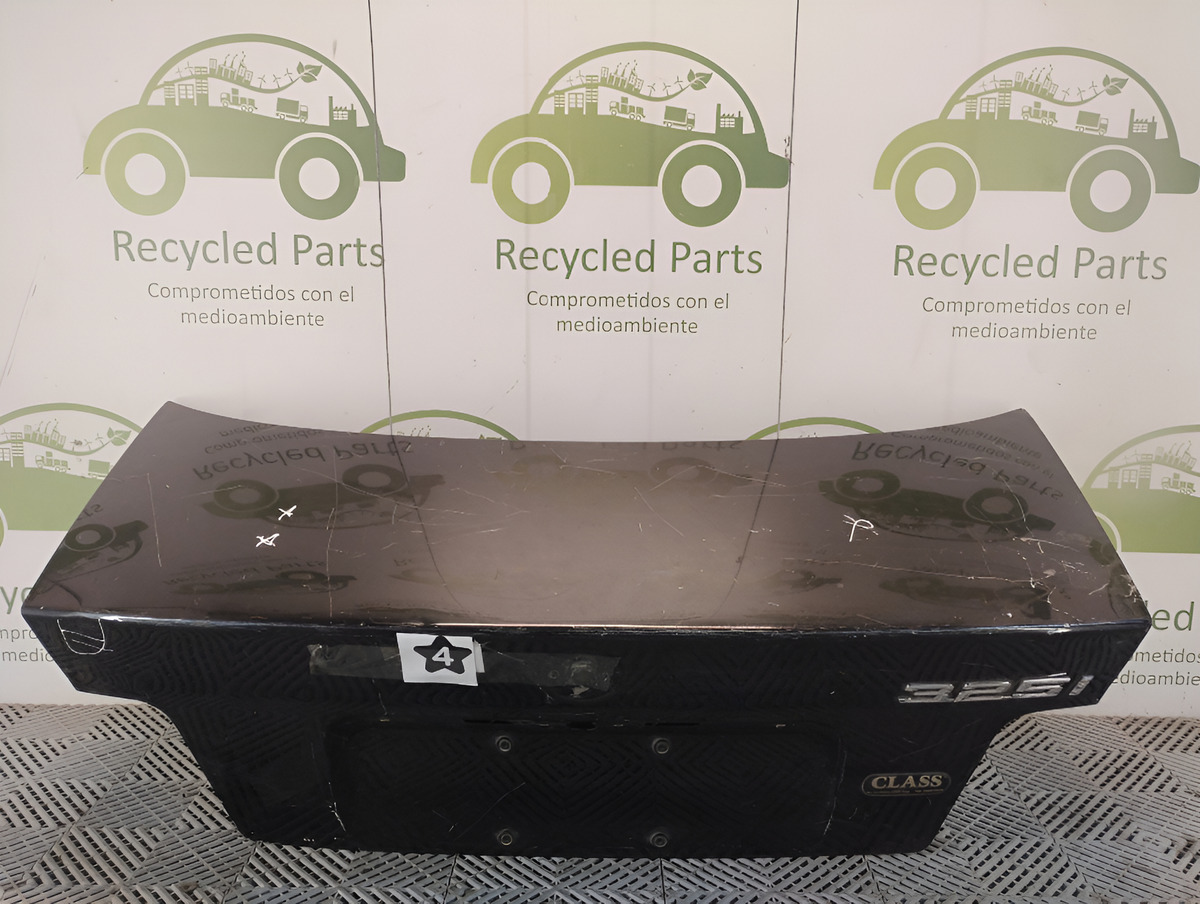 Tapa De Baul Bmw 325 (01882213)