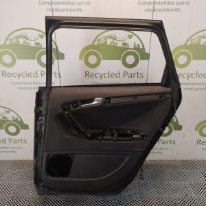 Puerta Trasera Derecha Audi A3 2da (05565727)