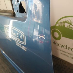 Puerta Delantera Derecha Vw Bora (04531156)