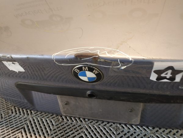 Tapa De Baul Bmw 325 (01717254)