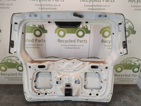 Porton Trasero Fiat Idea Adv Ln (05379891)