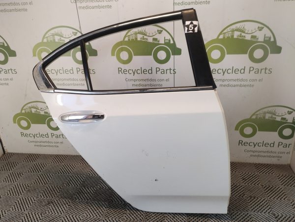 Puerta Trasera Derecha Honda City (06317386)