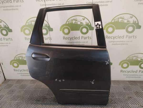 Puerta Trasera Derecha Honda Fit Li (05717524)
