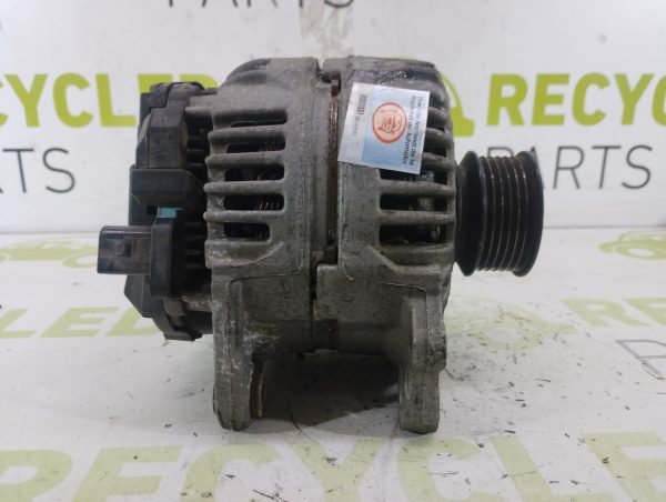 Alternador Vw Bora 1.8 (06147501)