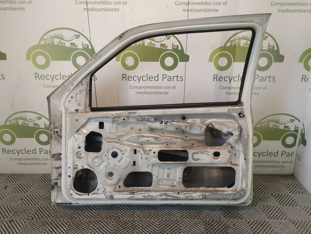 Puerta Delantera Derecha Vw Gol G2 G3 G4 3p (05786563)