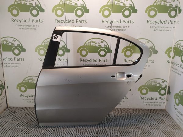 Puerta Trasera Izquierda Peugeot 408 (05519250)